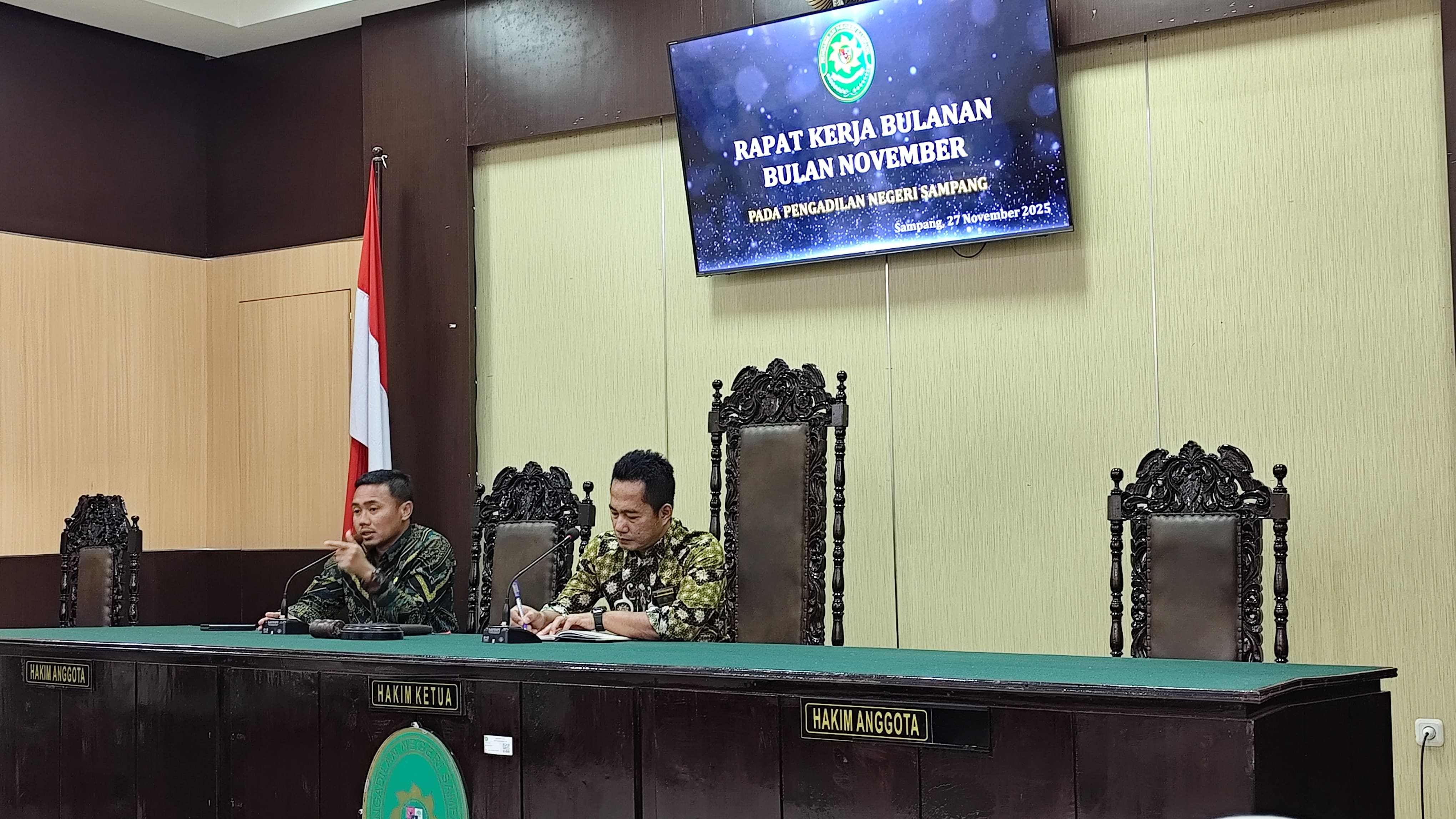 20251127 rakernovemberCover